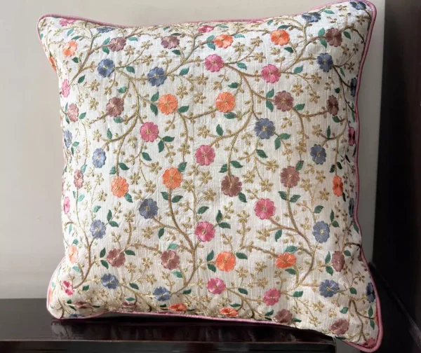 Dupin Carry Cushion Cover Sets